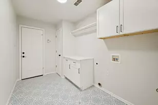 1005 Diane St, Aubrey, TX 76227 - Photo 21