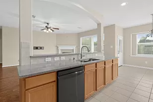 5812 Orchard Trail Dr, Pearland, TX 77581 - Photo 7