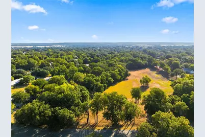 305 N Avenue Q, Clifton, TX 76634 - Photo 7
