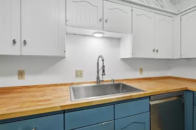 6437 Suncrest Court, North Richland Hills, TX 76180 - Photo 13