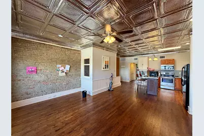 227 W Oak Street #B, Denton, TX 76201 - Photo 5