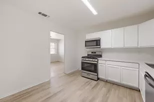 1007 Westway St, Denton, TX 76201 - Photo 9