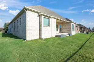 1301 Carnoustie Dr, Ennis, TX 75119 - Photo 35