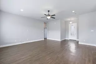 1301 Carnoustie Dr, Ennis, TX 75119 - Photo 7