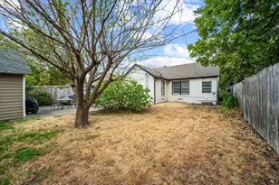 2614 Roanoke Ave, Dallas, TX 75235 - Photo 23