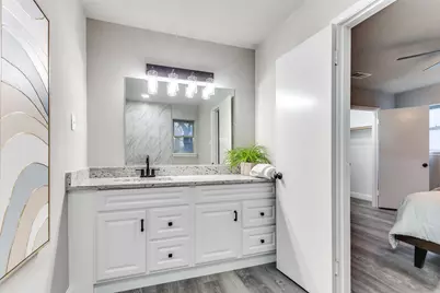 2801 Wren Avenue, Fort Worth, TX 76133 - Photo 17