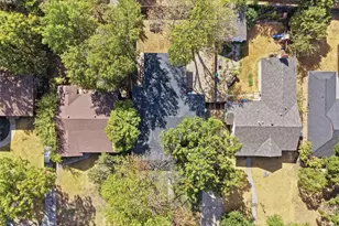 2908 Ryan Pl Dr, Fort Worth, TX 76110 - Photo 29