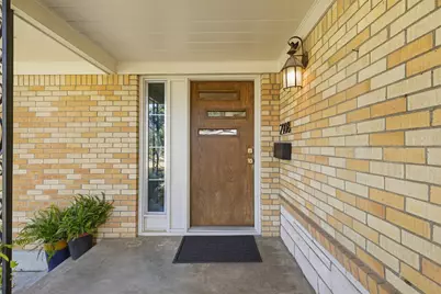 2908 Ryan Place Drive, Fort Worth, TX 76110 - Photo 7