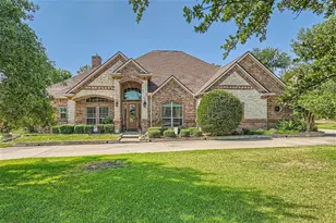 197 Park Pl Cir, Cresson, TX 76035 - Photo 1
