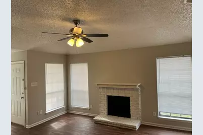 1152 Landsdale Lane, Saginaw, TX 76179 - Photo 3