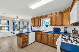 1936 Post Oak Dr, Waco, TX 76705 - Photo 9