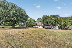 835 Cross Timbers Drive, Double Oak, TX 75077 - Photo 37