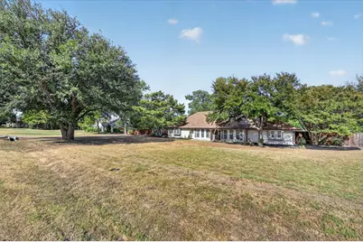 835 Cross Timbers Drive, Double Oak, TX 75077 - Photo 37