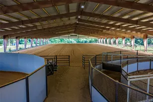 9050 County Rd 519, Alvarado, TX 76009 - Photo 17