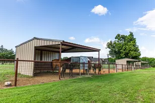 9050 County Rd 519, Alvarado, TX 76009 - Photo 29