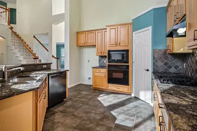 125 Bricknell Lane, Coppell, TX 75019 - Photo 11