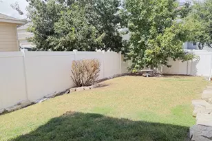 1049 Marietta Ln, Aubrey, TX 76227 - Photo 33