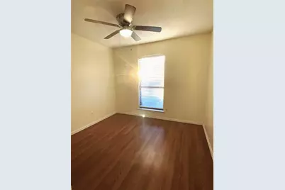 2000 Ann Avenue, Carrollton, TX 75006 - Photo 17