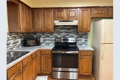 2000 Ann Avenue, Carrollton, TX 75006 - Photo 5