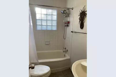 8911 San Fernando Way, Dallas, TX 75218 - Photo 15