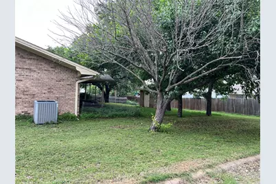 501 Spring Meadow Street, Stephenville, TX 76401 - Photo 5