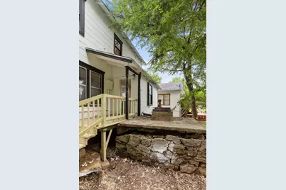 1025 W Walker Street, Denison, TX 75020 - Photo 5