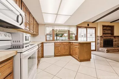 5044 Stanley Drive, The Colony, TX 75056 - Photo 7
