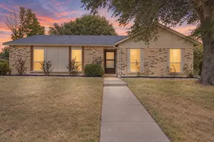 1117 Southridge Dr, Lancaster, TX 75146 - Photo 1