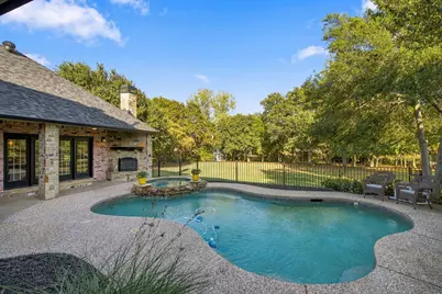 303 Highland Court, Double Oak, TX 75077 - Photo 33