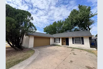 1610 Kingston Drive, Grand Prairie, TX 75051 - Photo 7