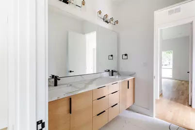 939 N Buckner Boulevard, Dallas, TX 75218 - Photo 21