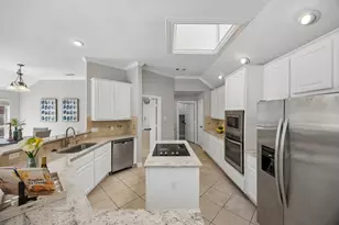 3700 Maywood Ct, Carrollton, TX 75007 - Photo 9