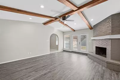 2001 San Jacinto Drive, Arlington, TX 76012 - Photo 5