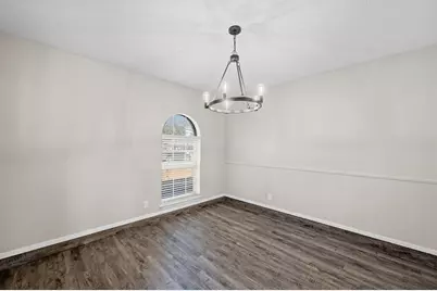 2001 San Jacinto Drive, Arlington, TX 76012 - Photo 9