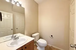 2224 Stonepark Pl, McKinney, TX 75071 - Photo 9