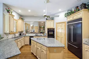 6200 Forest Highlands Dr, Fort Worth, TX 76132 - Photo 11