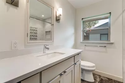 519 Northlake Drive, Dallas, TX 75218 - Photo 19