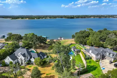 301 Lakeland Drive, Highland Village, TX 75077 - Photo 3