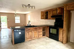 413 S Green St, Eastland, TX 76448 - Photo 3
