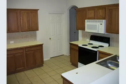 1325 Pepperidge Lane, Fort Worth, TX 76131 - Photo 3