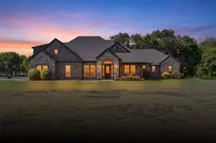 505 Boz Rd, Waxahachie, TX 75167 - Photo 1
