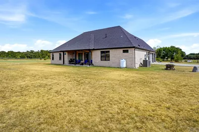 1015 Louise Lane, Weatherford, TX 76087 - Photo 31