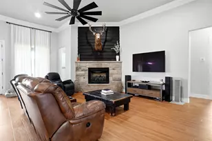 1015 Louise Ln, Weatherford, TX 76087 - Photo 5