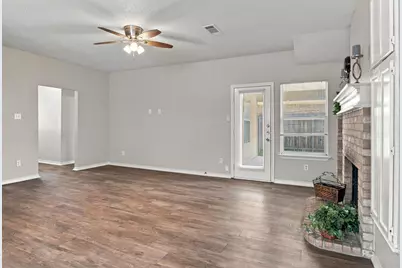 6313 Glen Knoll Drive, Fort Worth, TX 76179 - Photo 9