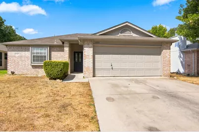 6313 Glen Knoll Drive, Fort Worth, TX 76179 - Photo 1