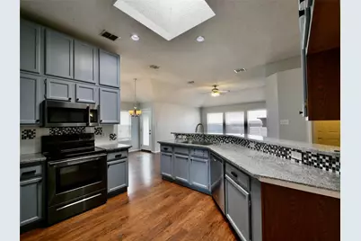 4502 Highlands Drive, McKinney, TX 75070 - Photo 9