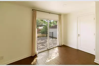 110 N Briscoe Boulevard, Dallas, TX 75211 - Photo 21