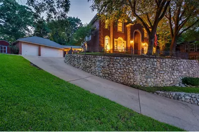 3145 Joyce Court, Grapevine, TX 76051 - Photo 3