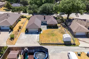 109 Waits Cir, Garland, TX 75043 - Photo 29