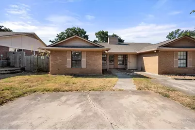706 Woodland Court, Kennedale, TX 76060 - Photo 3